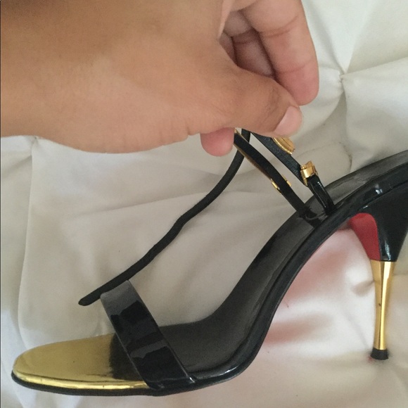 Christian louboutin size 39, no box 💯 authentic - Picture 7 of 8